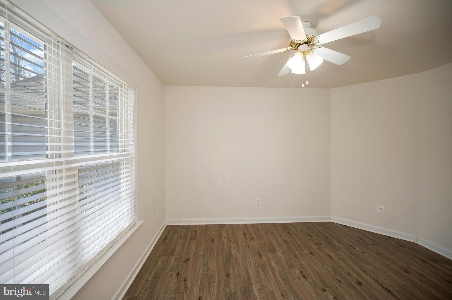 105 Aspen Court photo 27