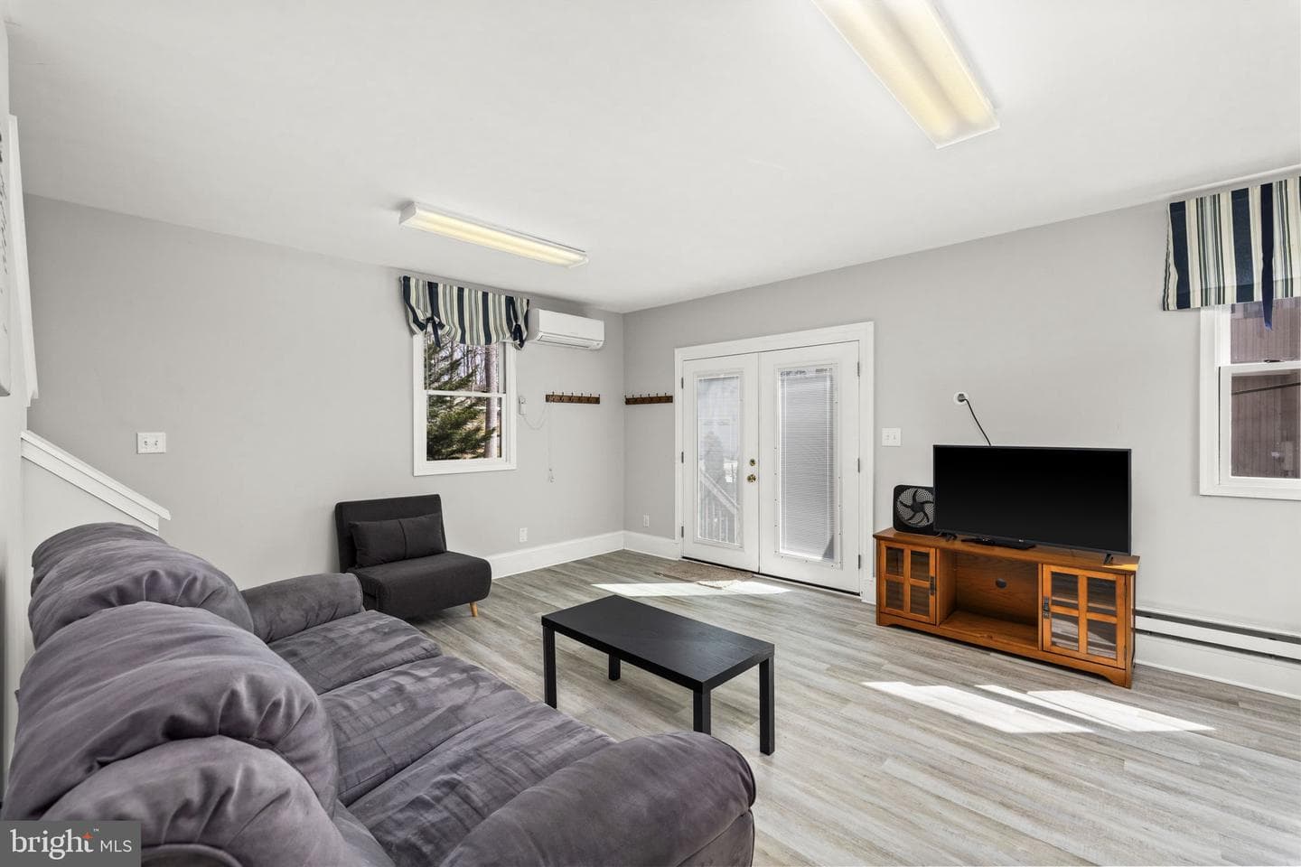 128 Harrison Circle photo 31