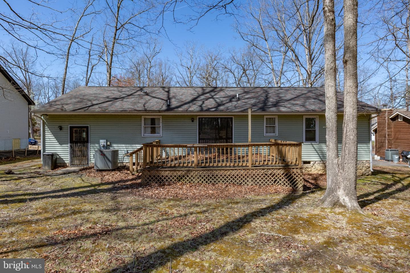1105 Lakeview Parkway photo 26