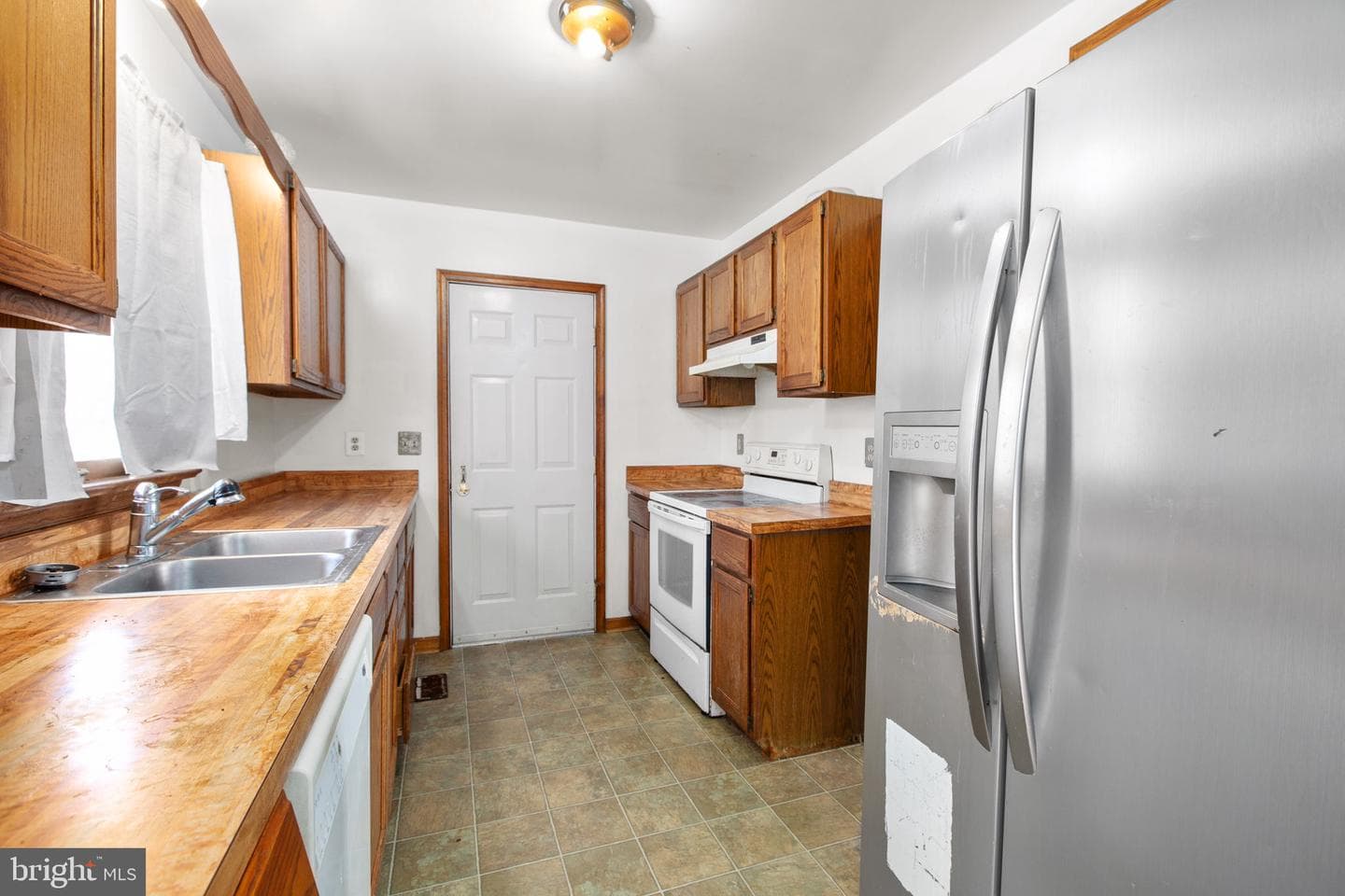 1105 Lakeview Parkway photo 9