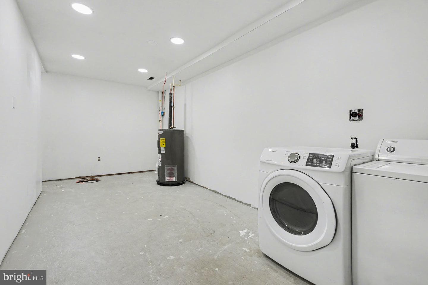 627 Mt Pleasant Drive photo 20