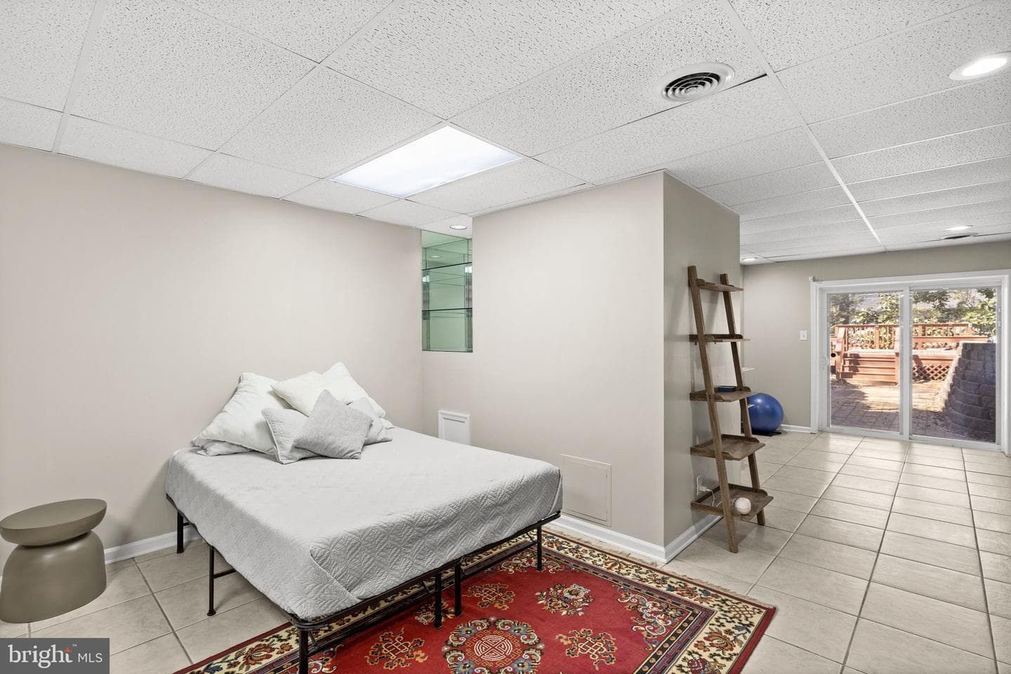 111 Chesterfield Court photo 44