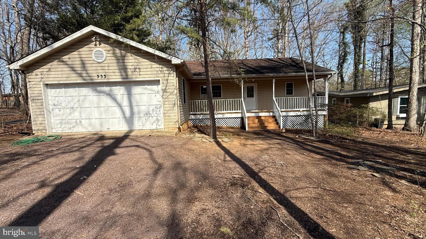 533 Mount Pleasant Drive photo 2