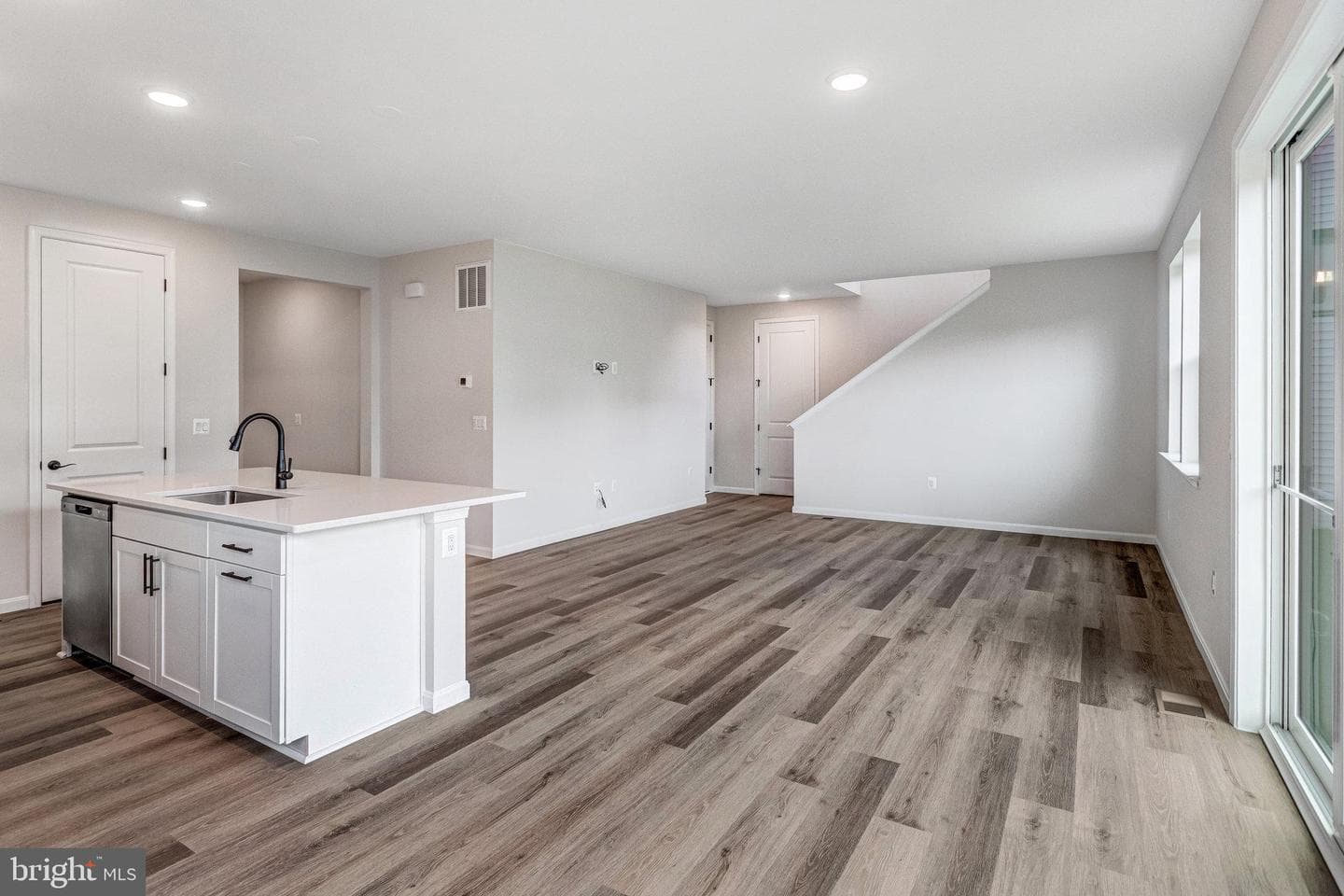 529 Aster Lane photo 12