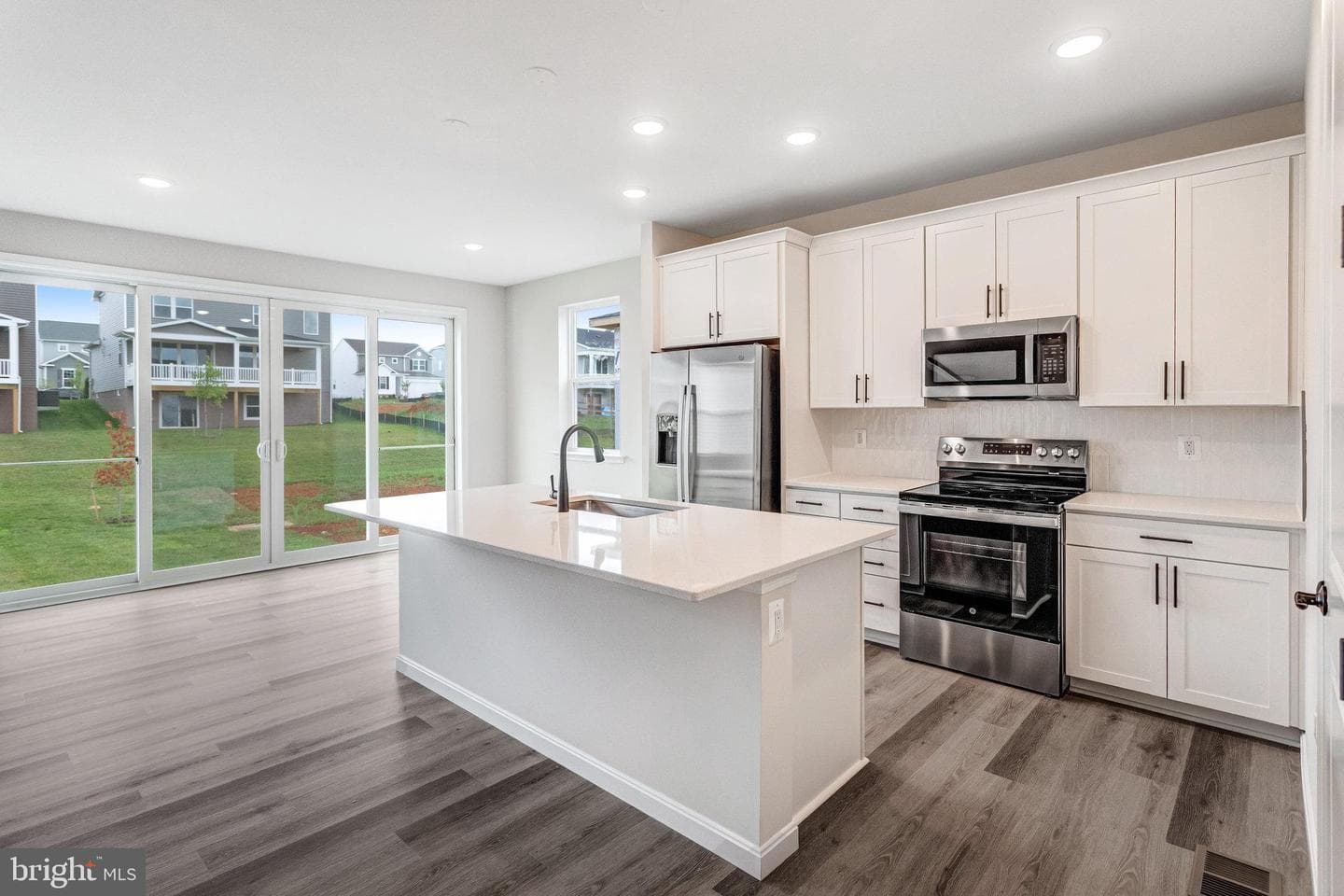 529 Aster Lane photo 8