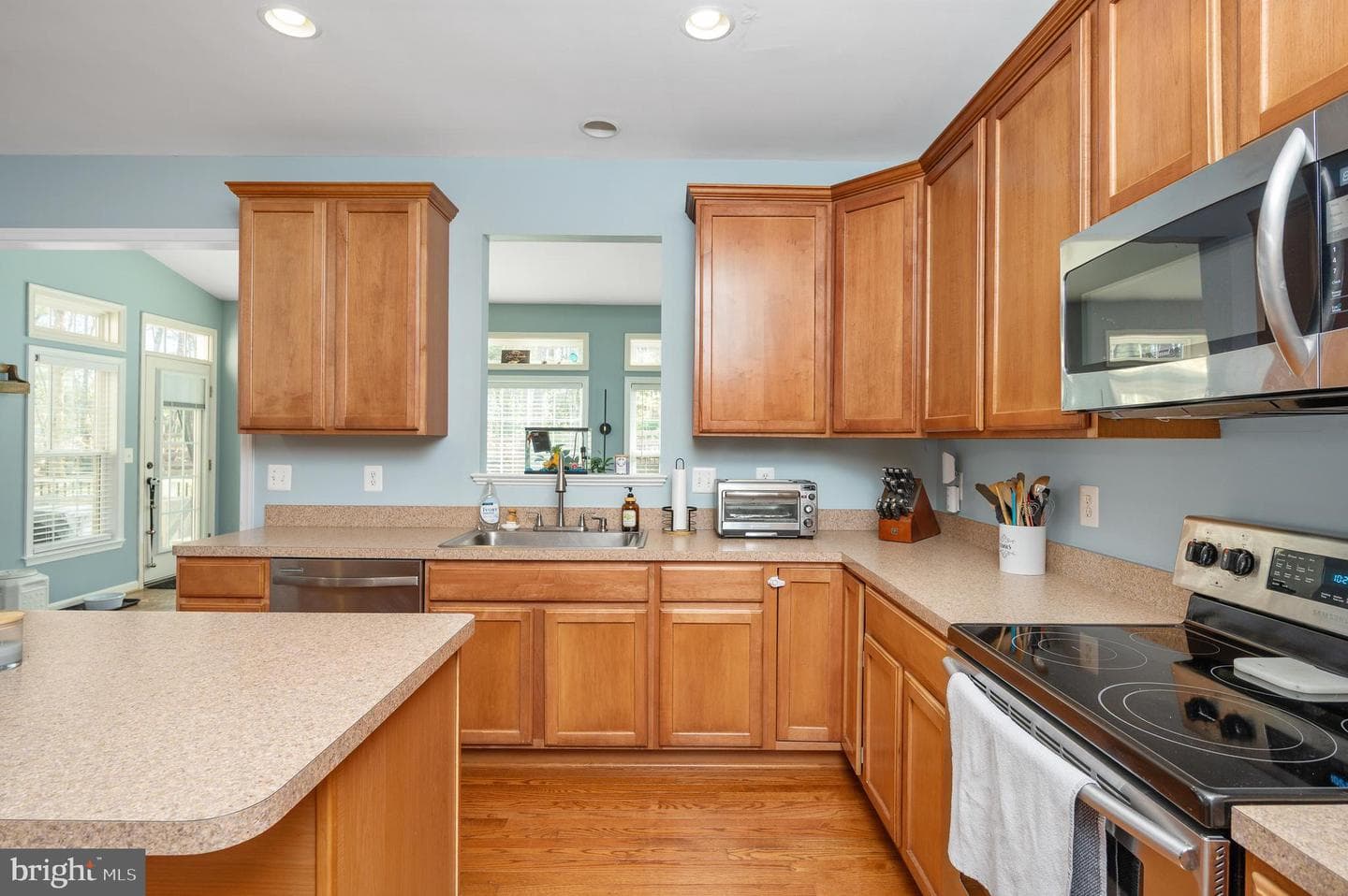 2417 Towering Oak Court photo 24