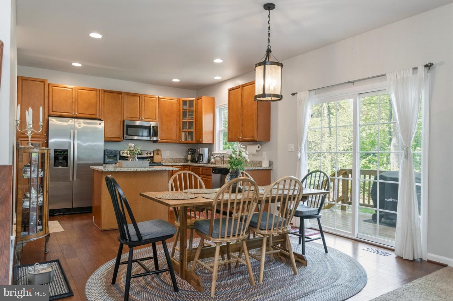 2913 Lakeview Parkway photo 8