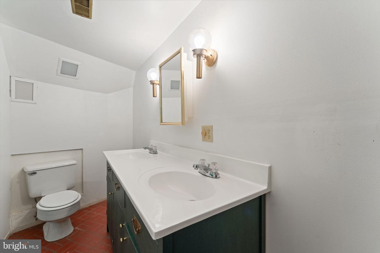 152 Edgemont Circle photo 34