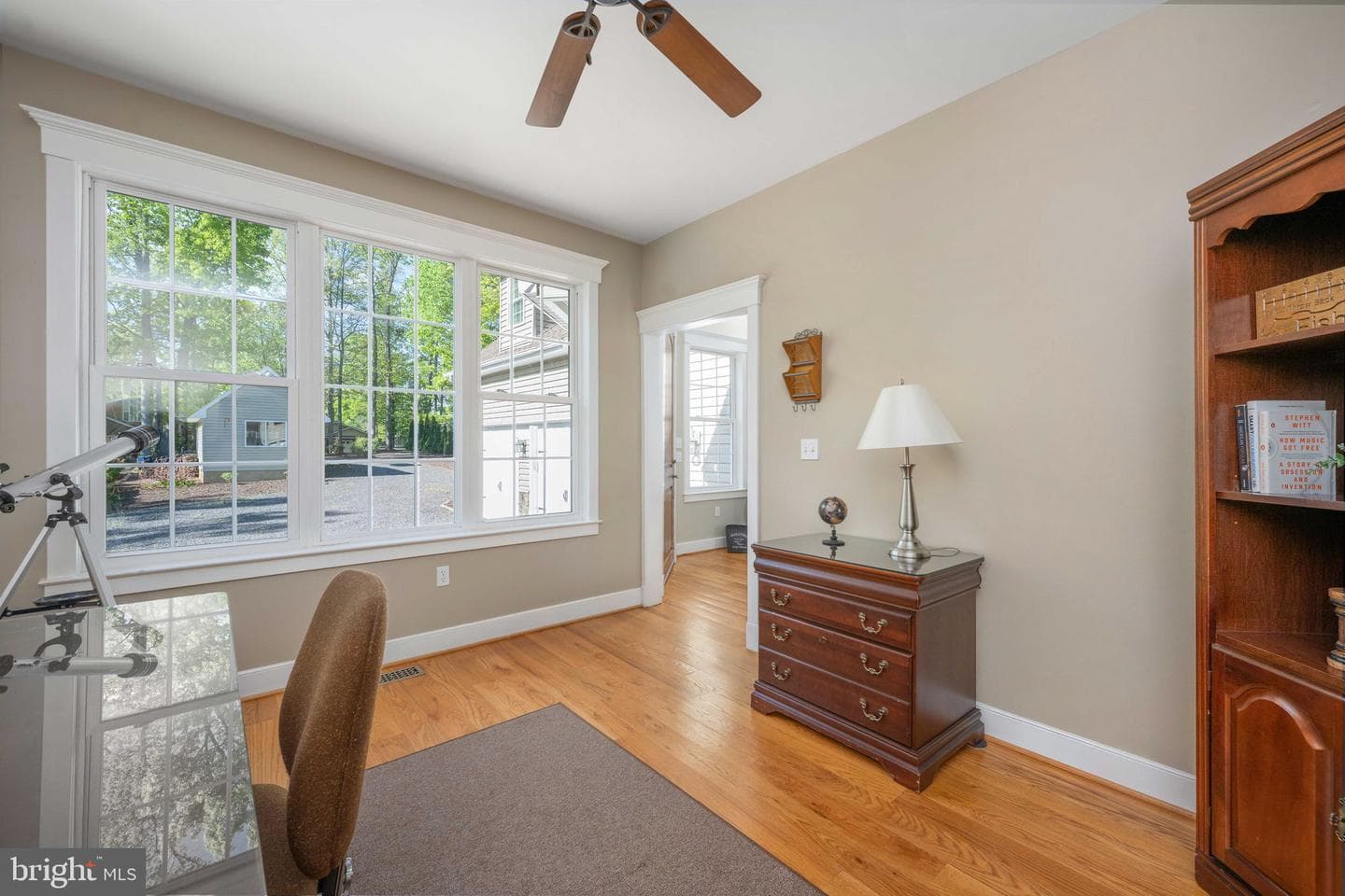 614 Cornwallis Avenue photo 13