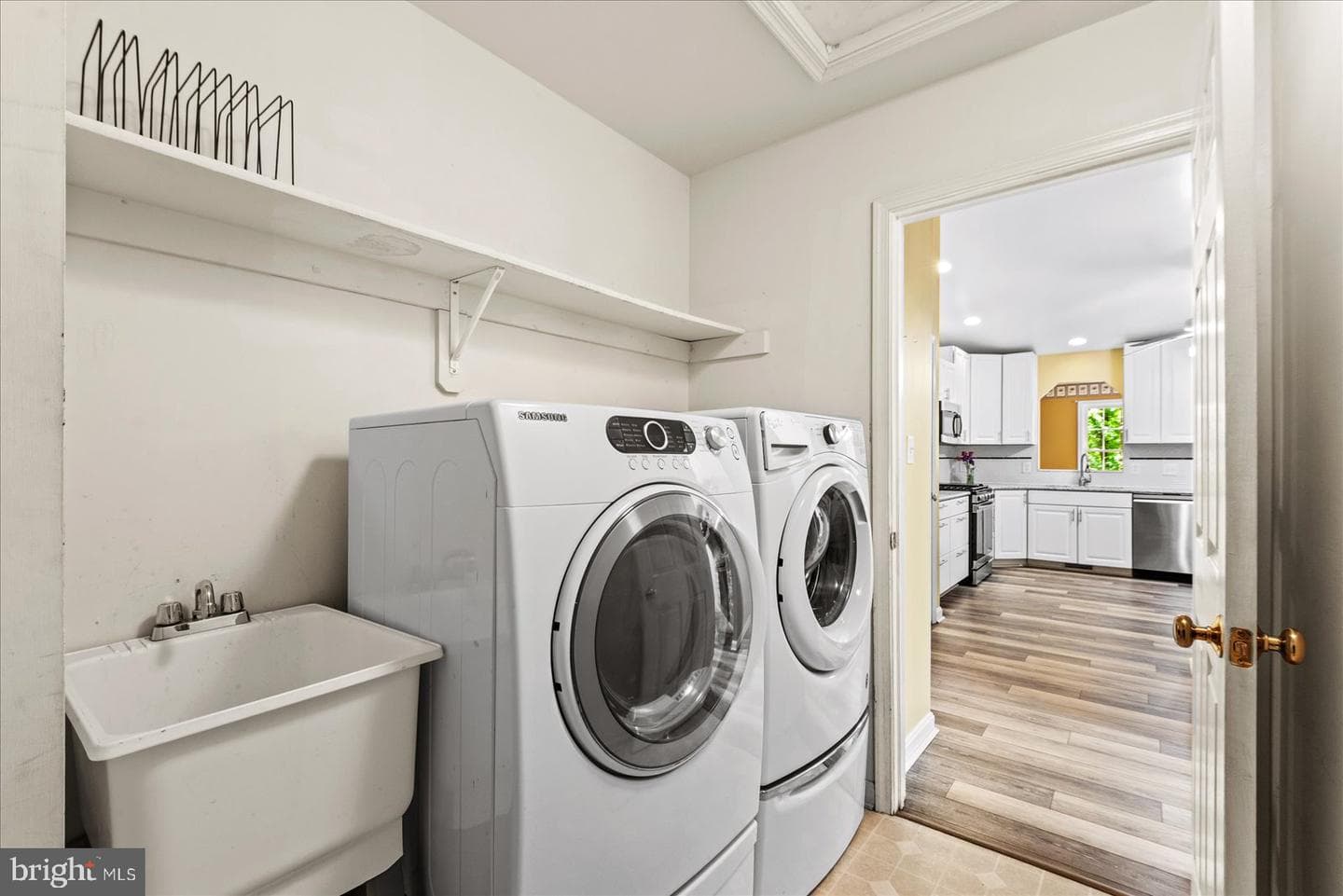 220 Creekside Drive photo 31
