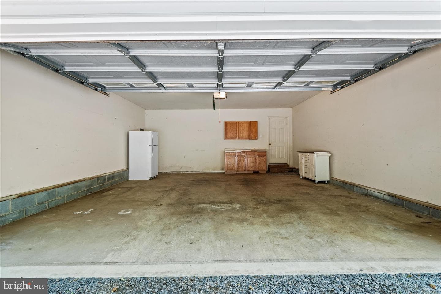 220 Creekside Drive photo 34