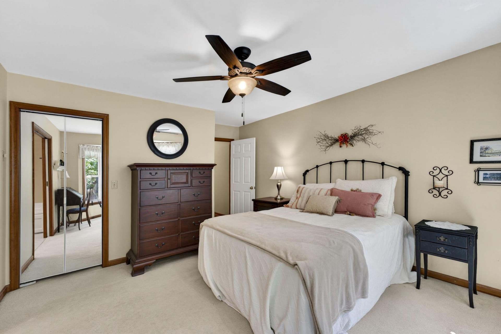 111 Patrick Henry Court photo 39