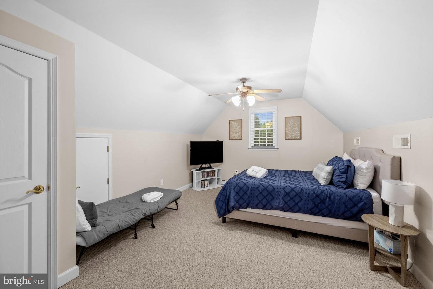 17289 Miss Mollys Lane photo 20