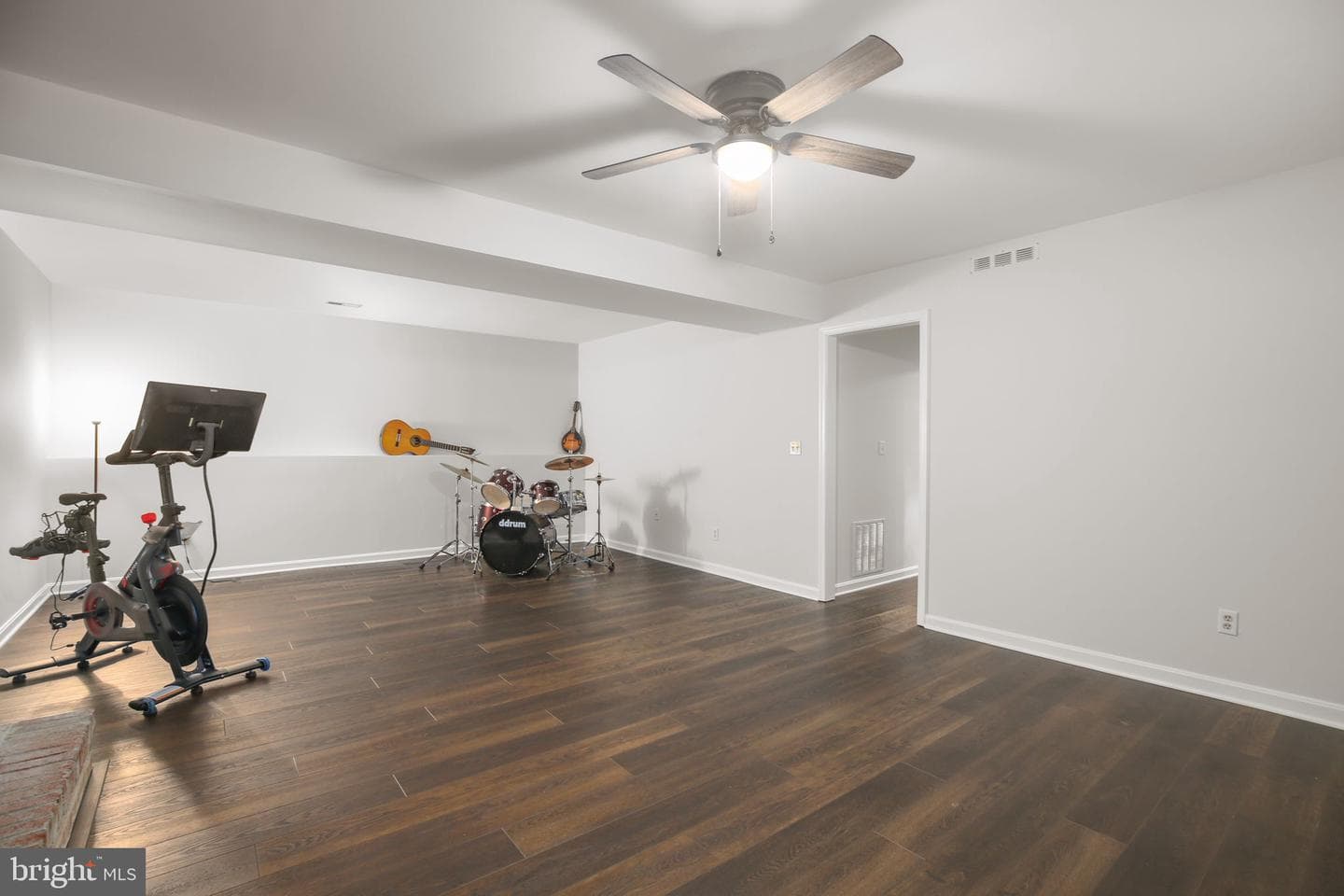 132 Jefferson Avenue photo 31