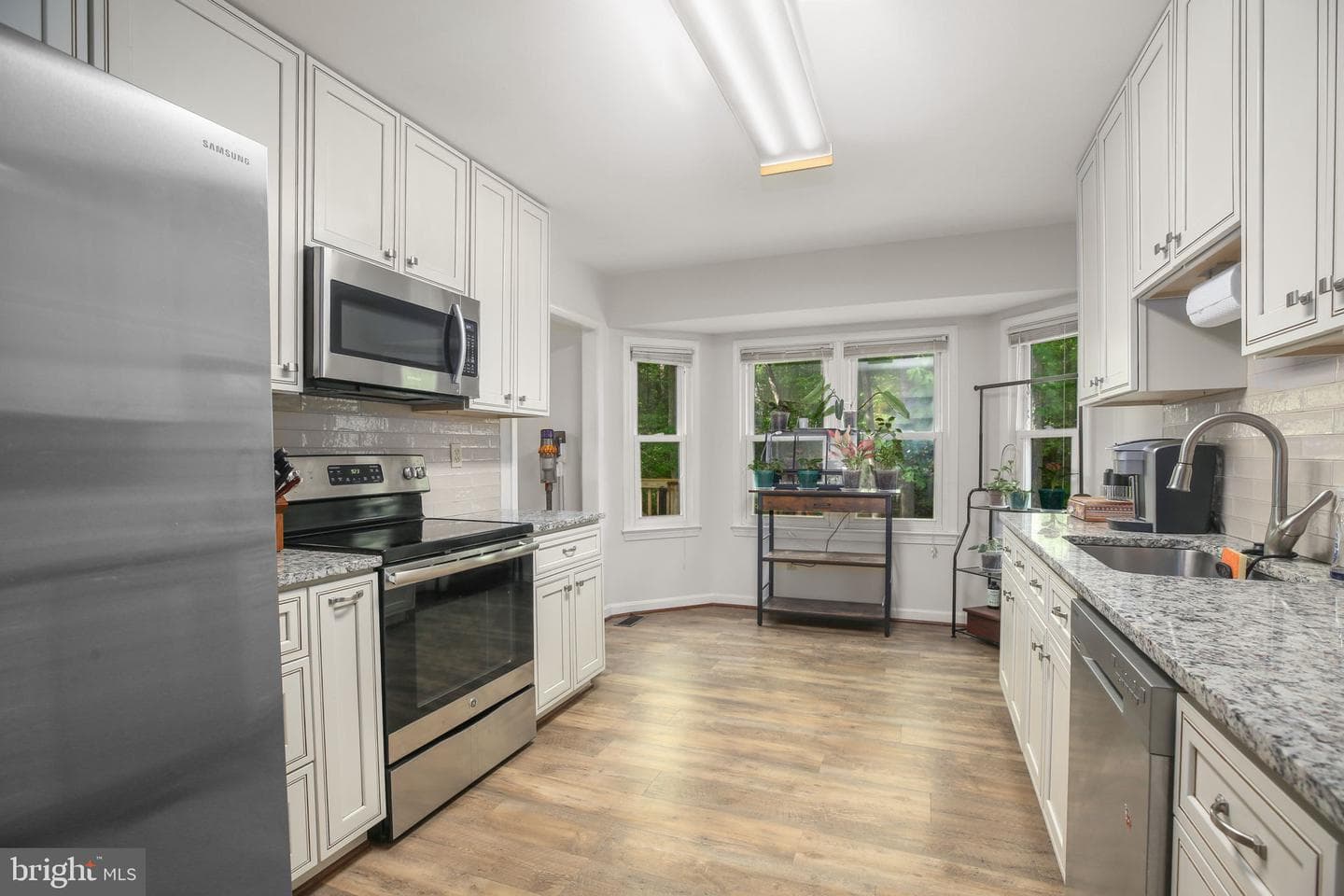 132 Jefferson Avenue photo 6