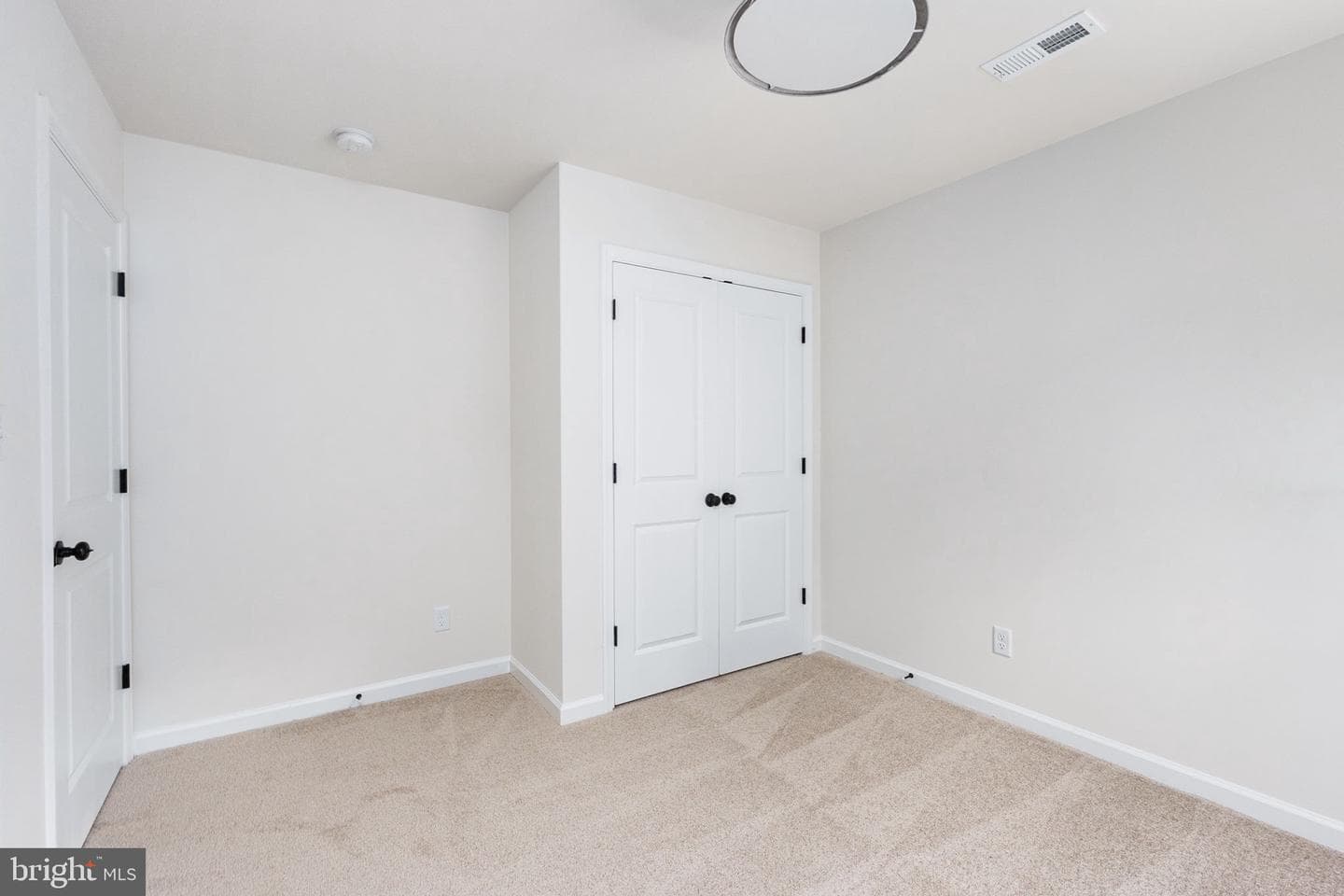 104 Butler Circle photo 27