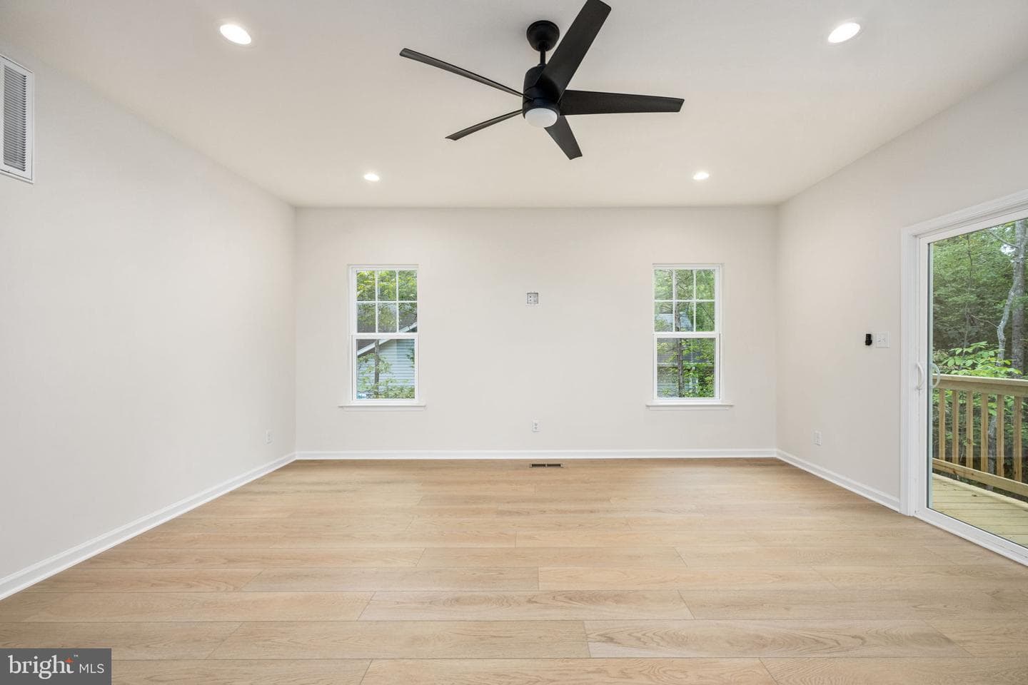 104 Butler Circle photo 42