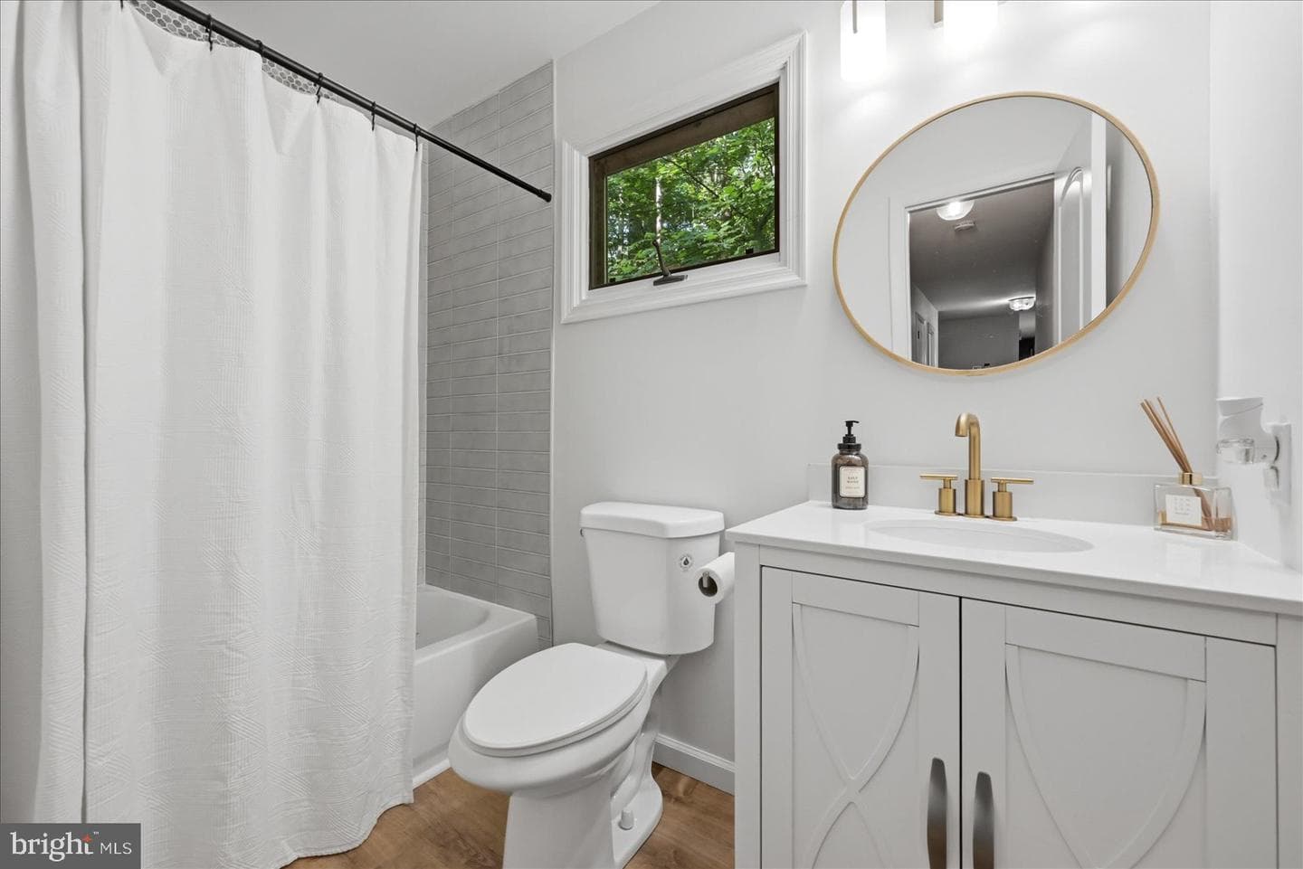 203 Birchside Circle photo 10