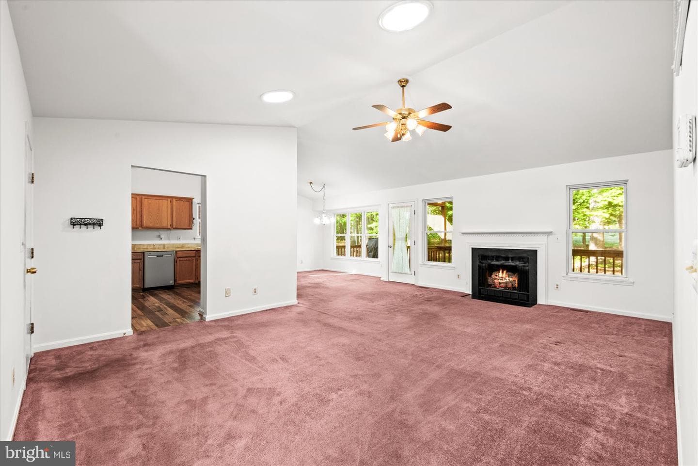 130 Green St photo 12