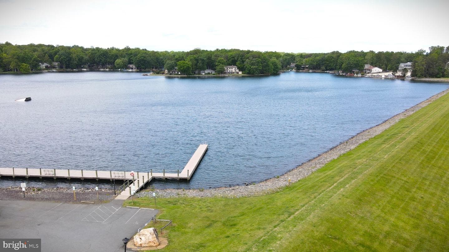216 Spotswood Road photo 64
