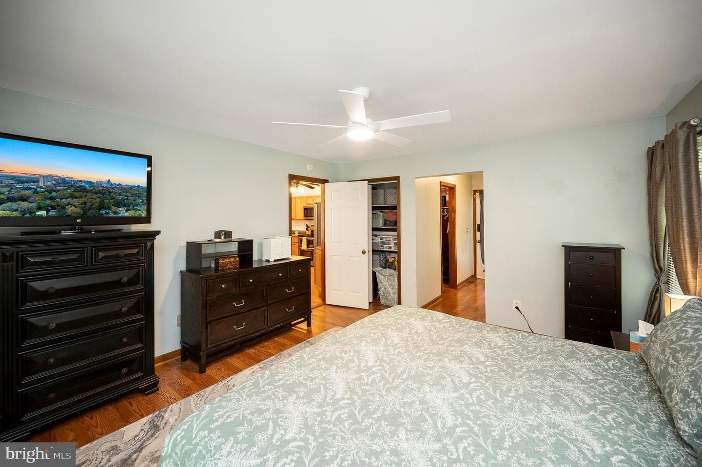 124 Republic Avenue photo 24