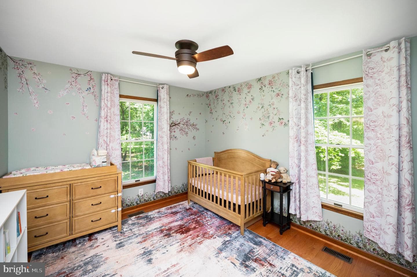 124 Republic Avenue photo 32