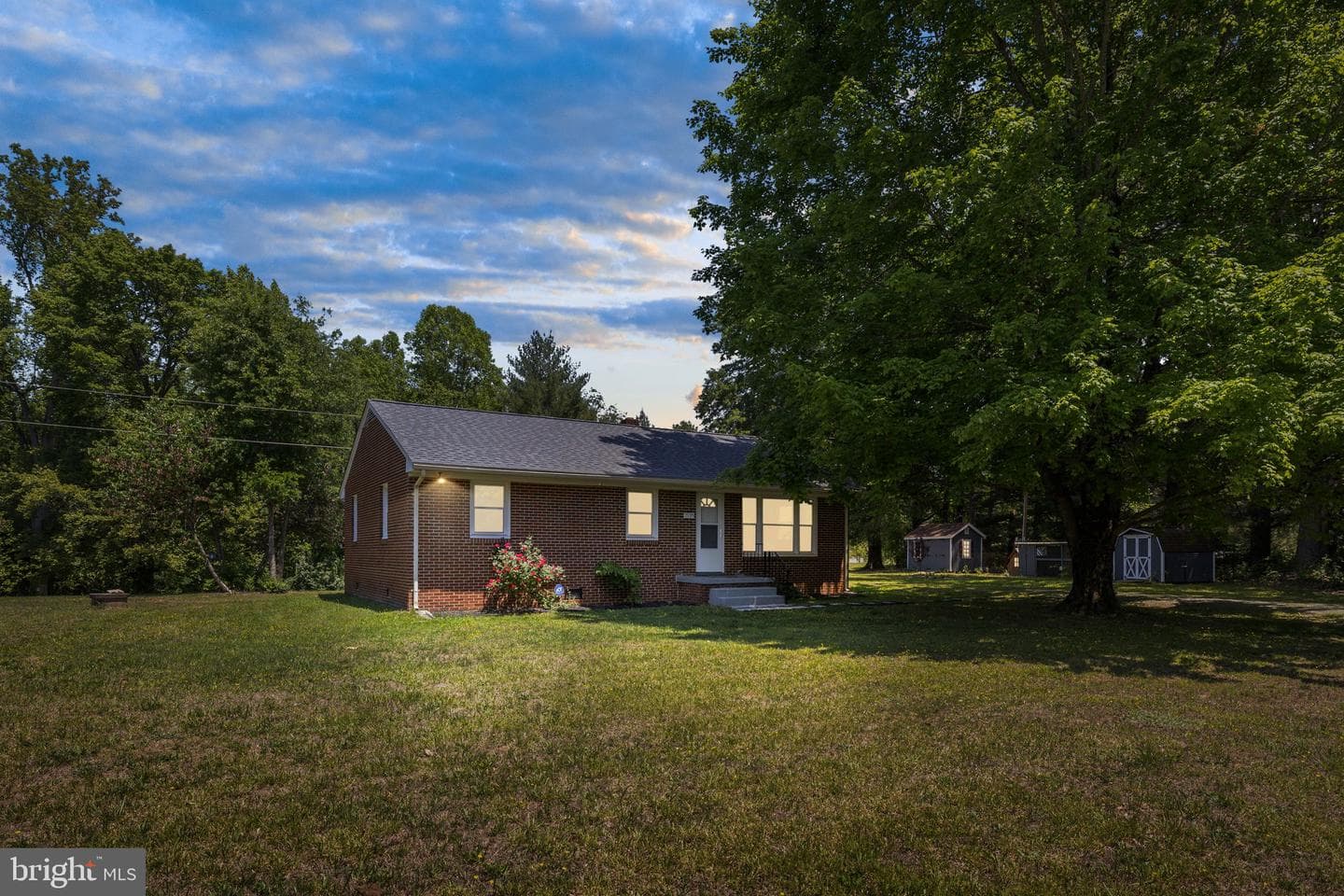 17195 Oakshade Road photo 2