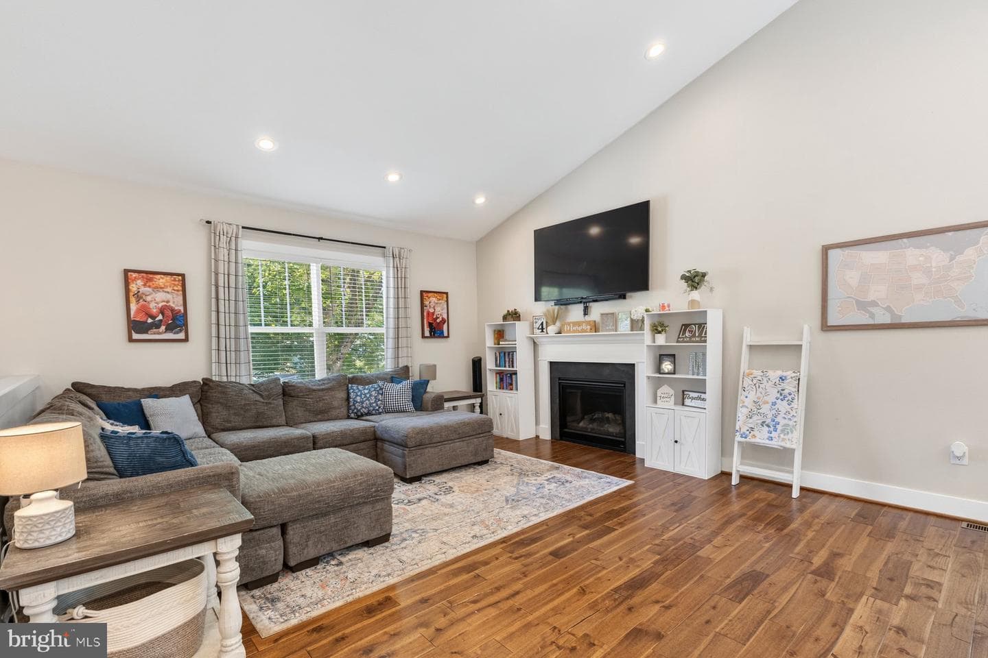 105 Edgemont Circle photo 7