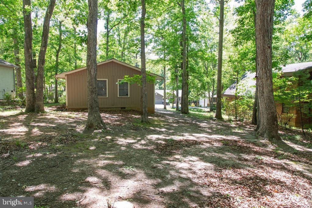 207 Creekside Drive photo 33