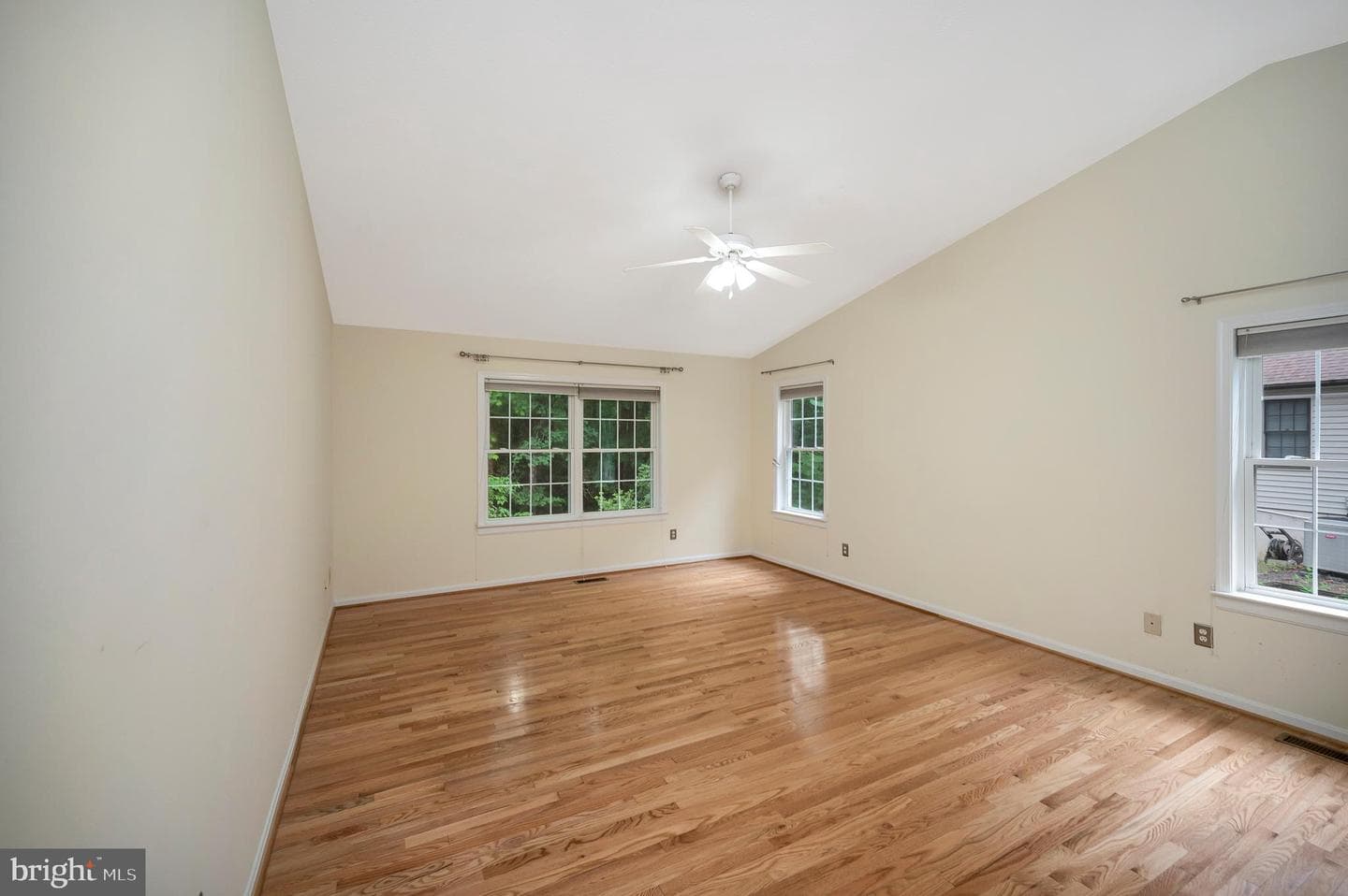 1011 Eastover Parkway photo 20