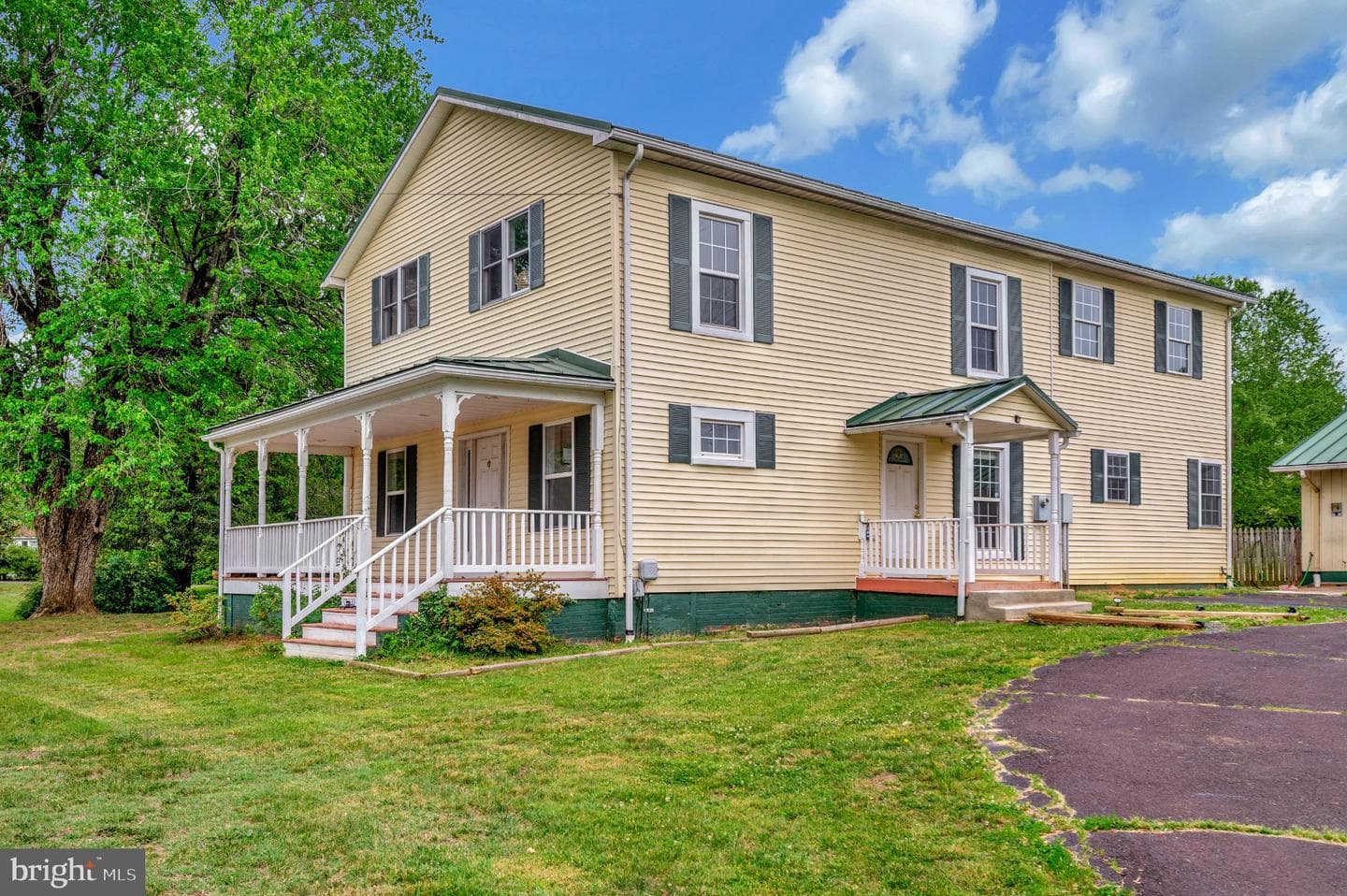 23202 Village Road photo 49
