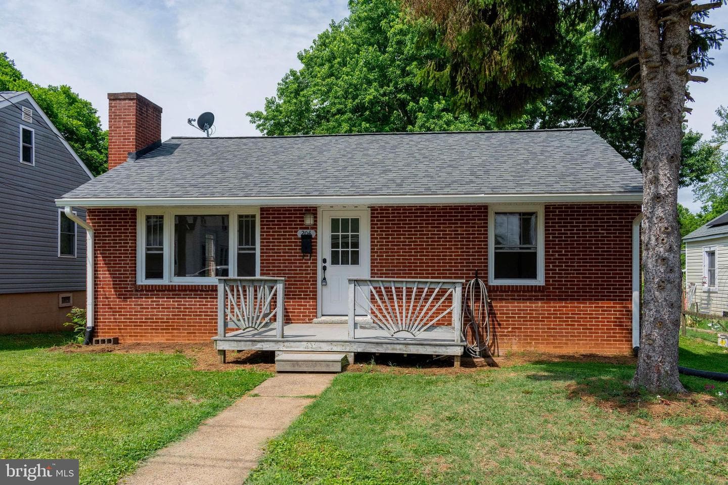 204 N Madison St, Orange