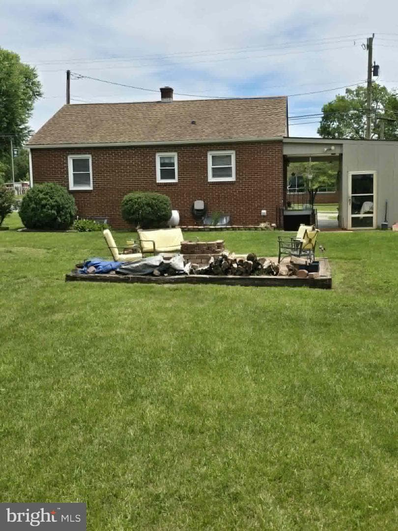 196 Selma Rd photo 24
