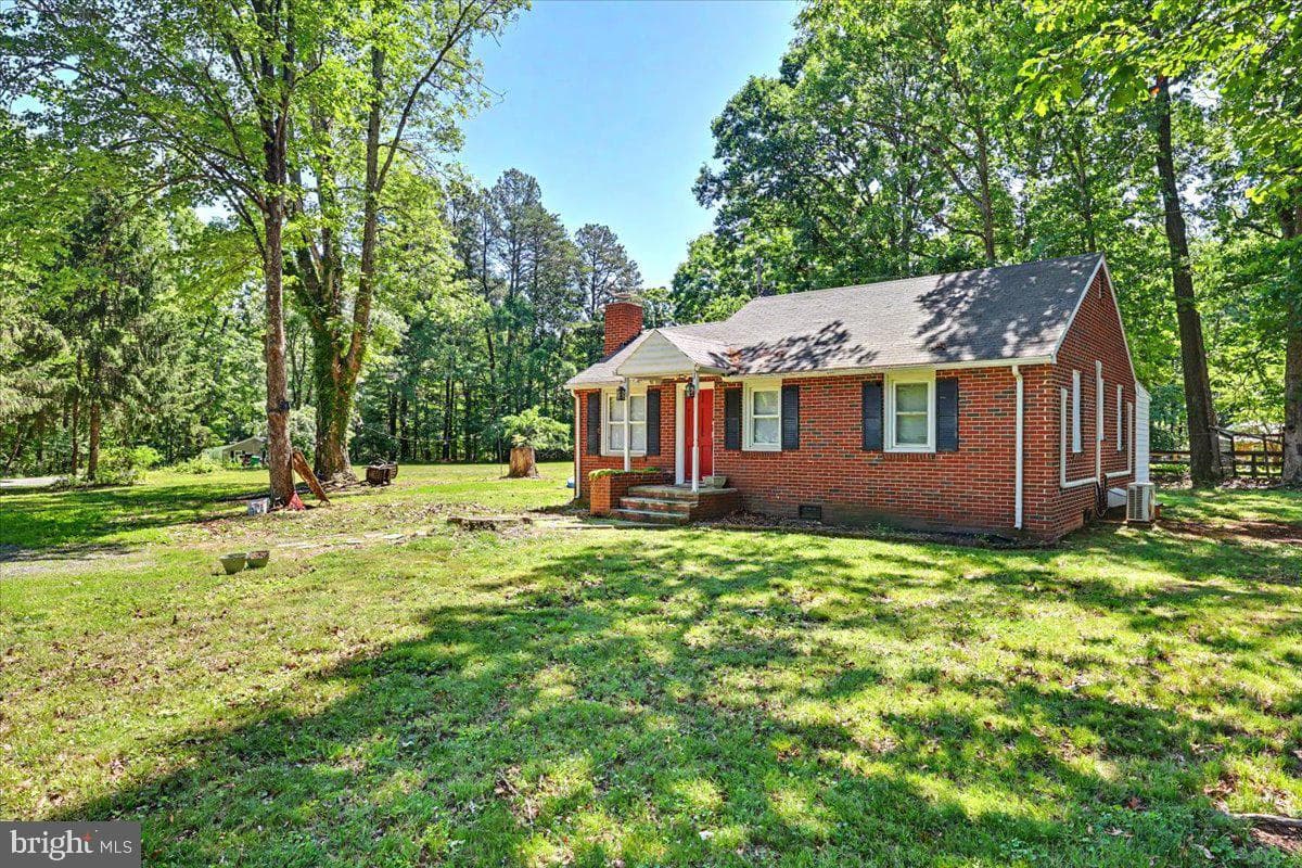 20322 Gum Tree Road, Orange