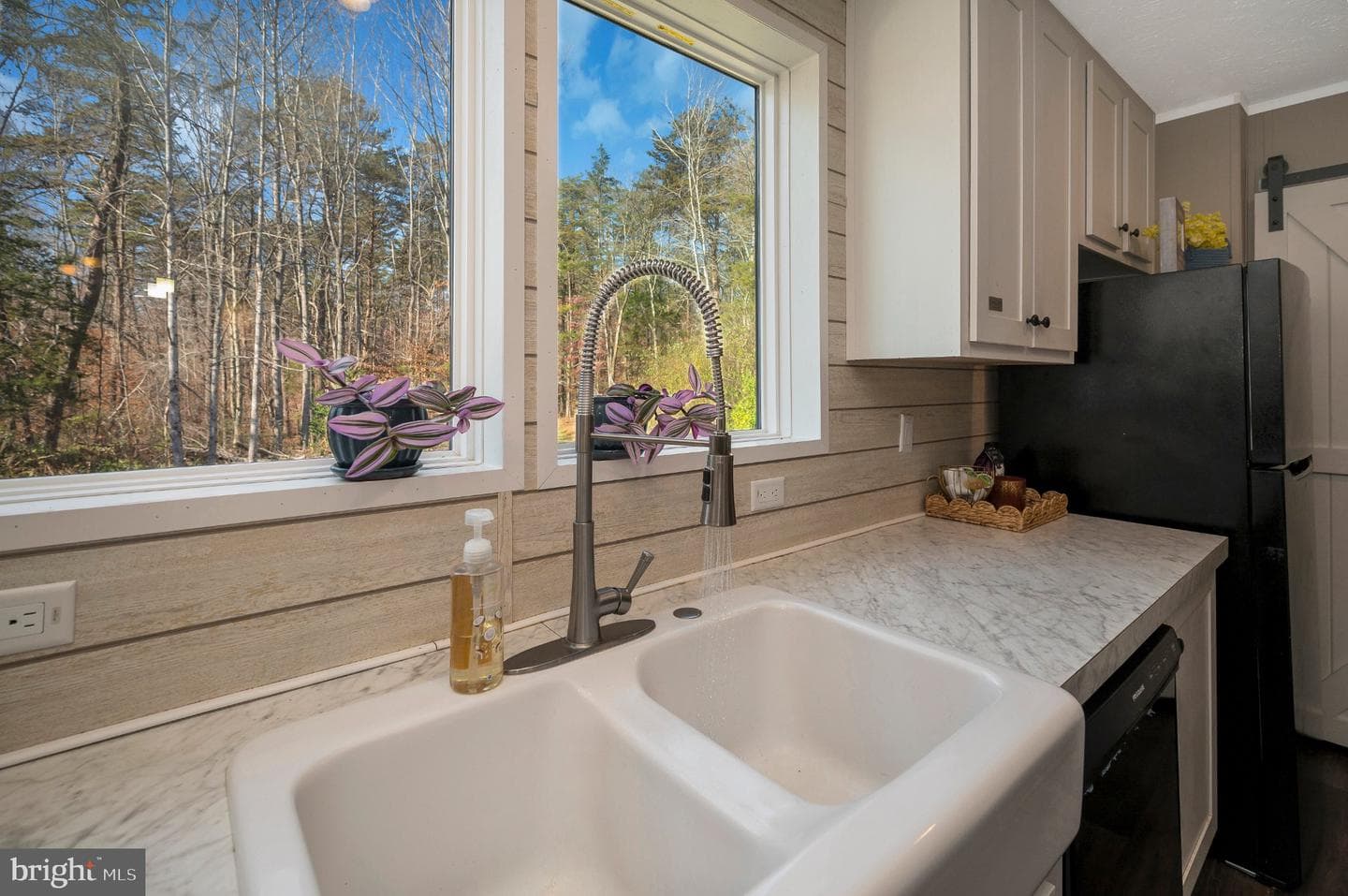 5120 Burr Hill Road photo 17
