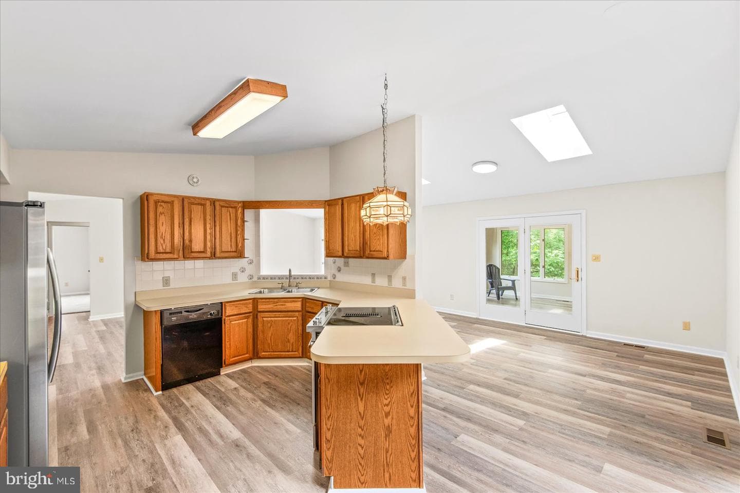 705 Mt Pleasant Drive photo 14