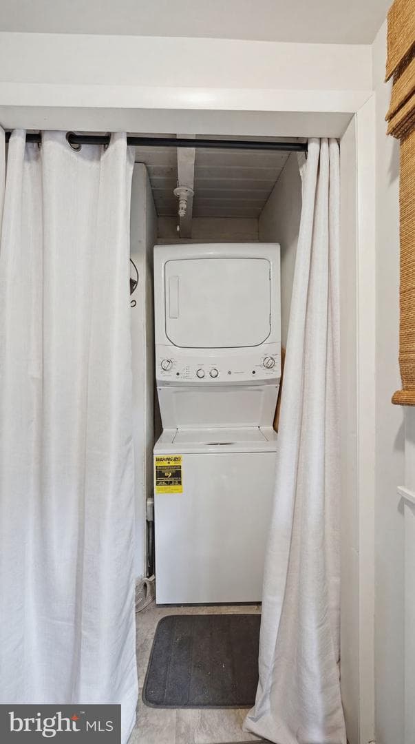 207 Cumberland Circle photo 22