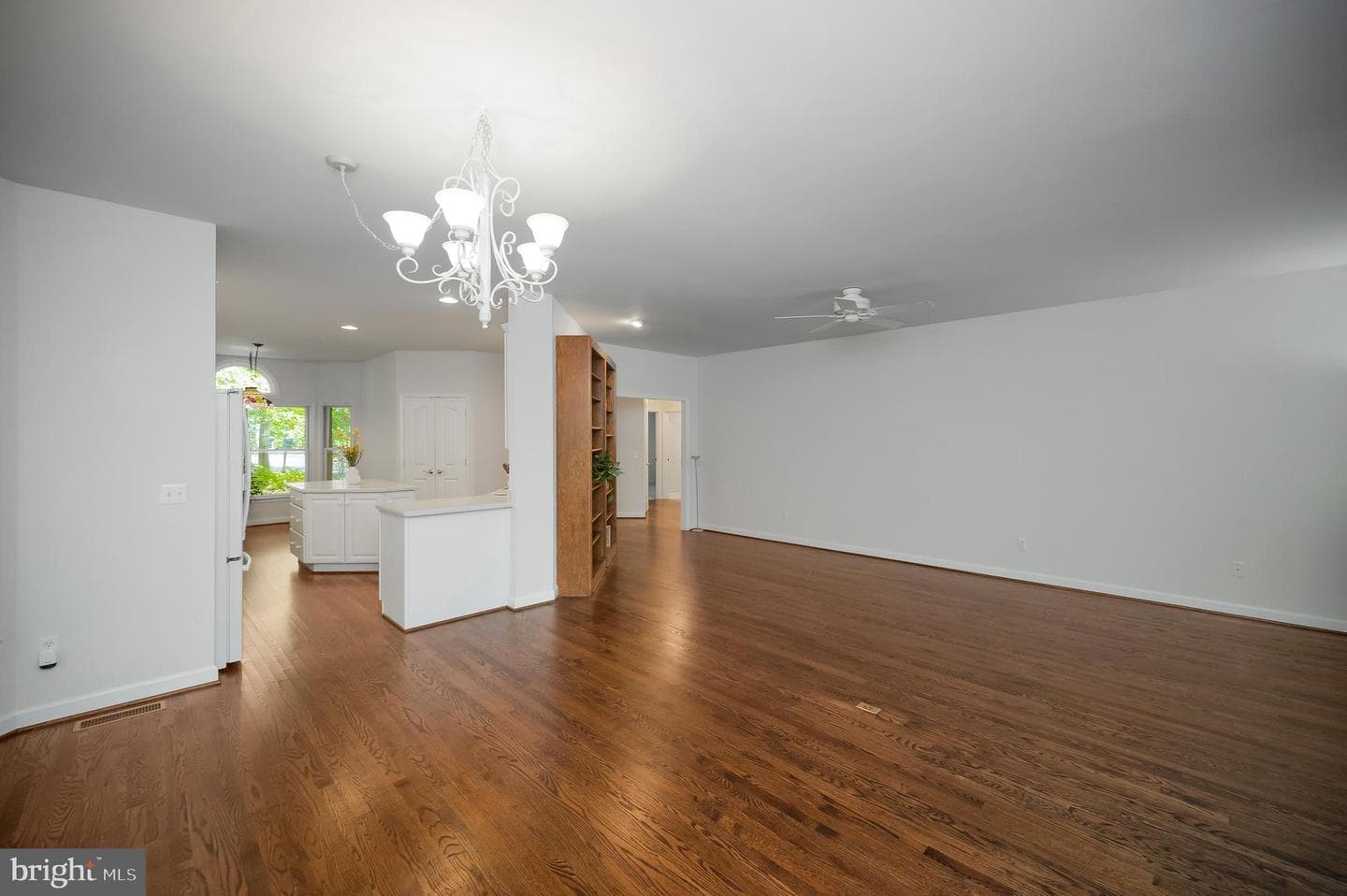 102 Marble Court photo 16