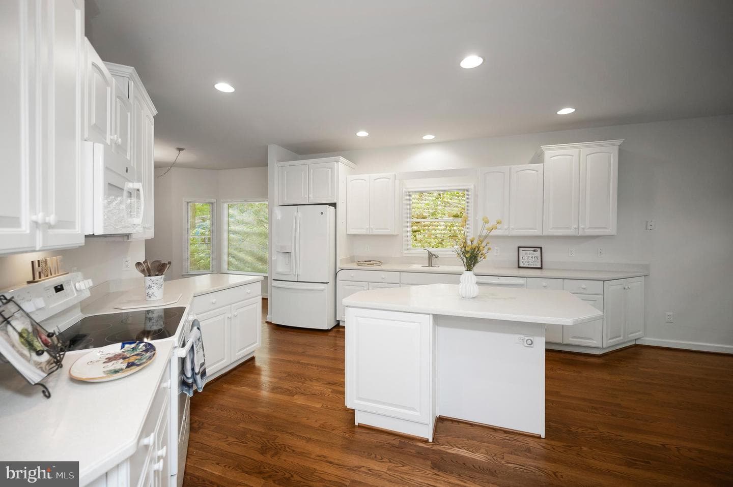 102 Marble Court photo 18