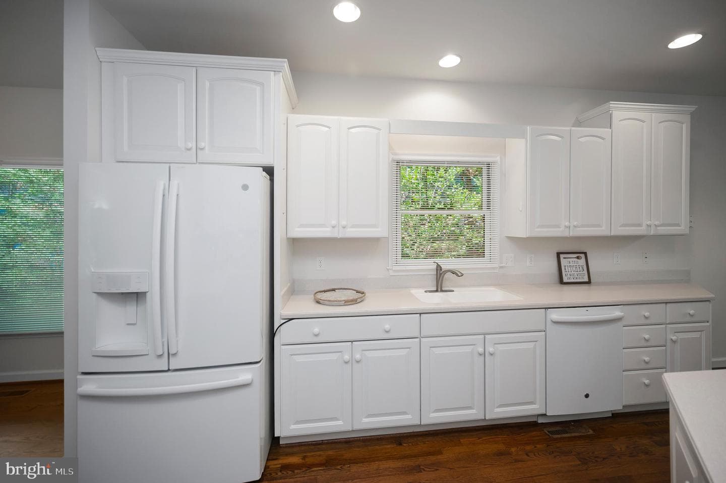 102 Marble Court photo 22