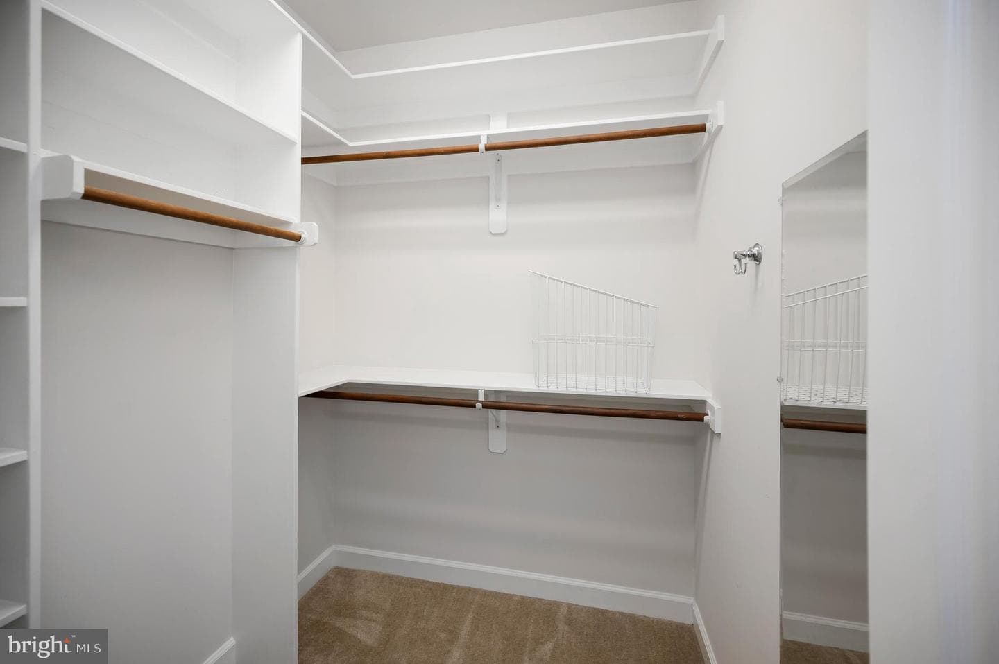 102 Marble Court photo 31