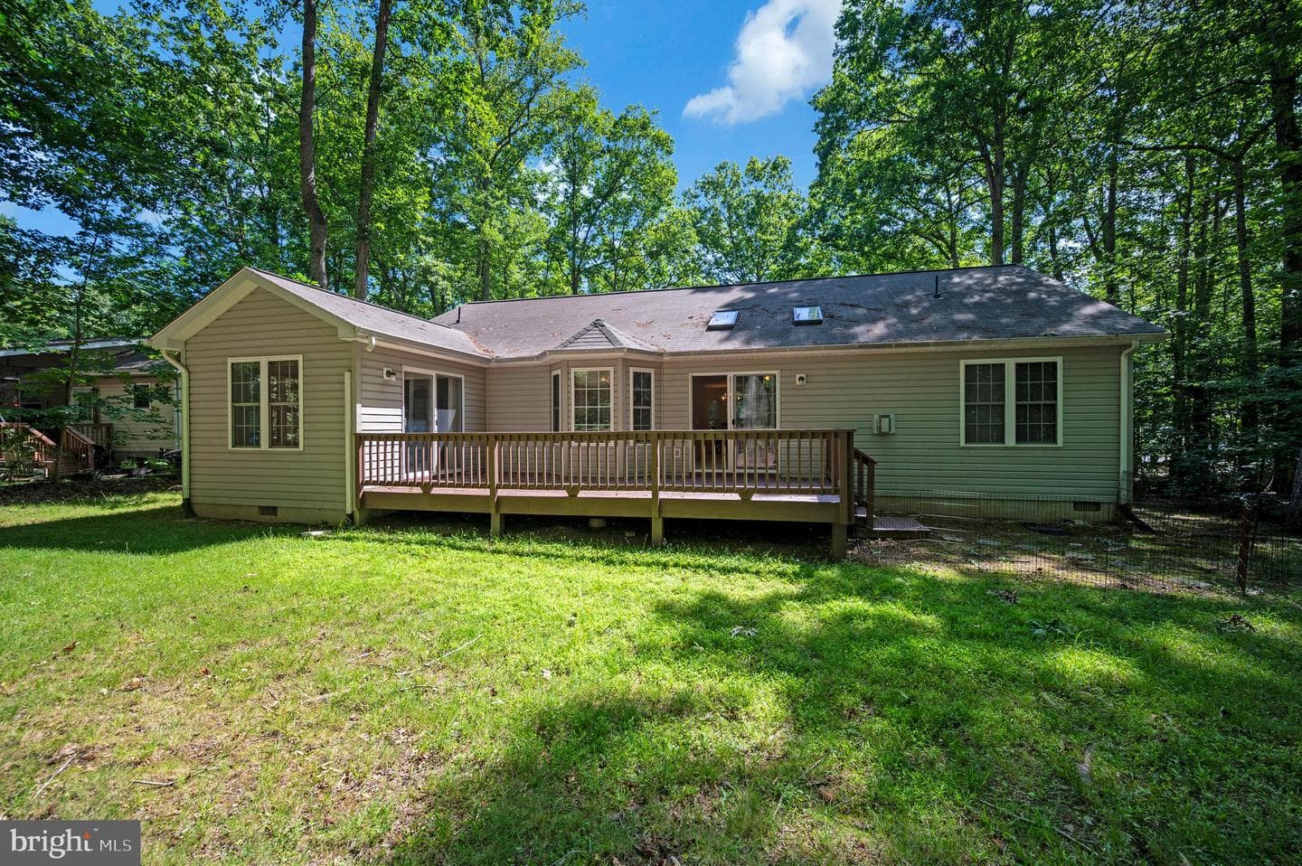 103 Tall Pines Avenue photo 34