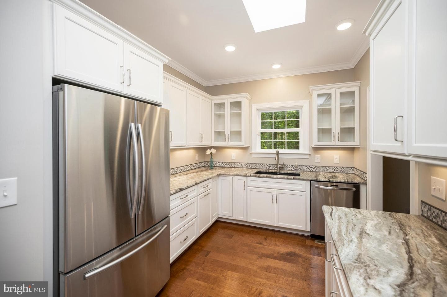 106 Cloverhill Court photo 18