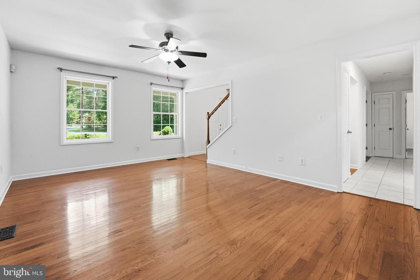 102 Wakefield Drive photo 3