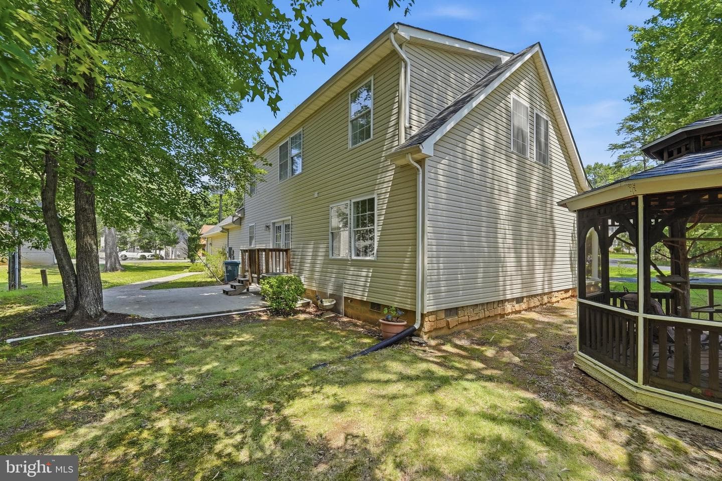 102 Wakefield Drive photo 42