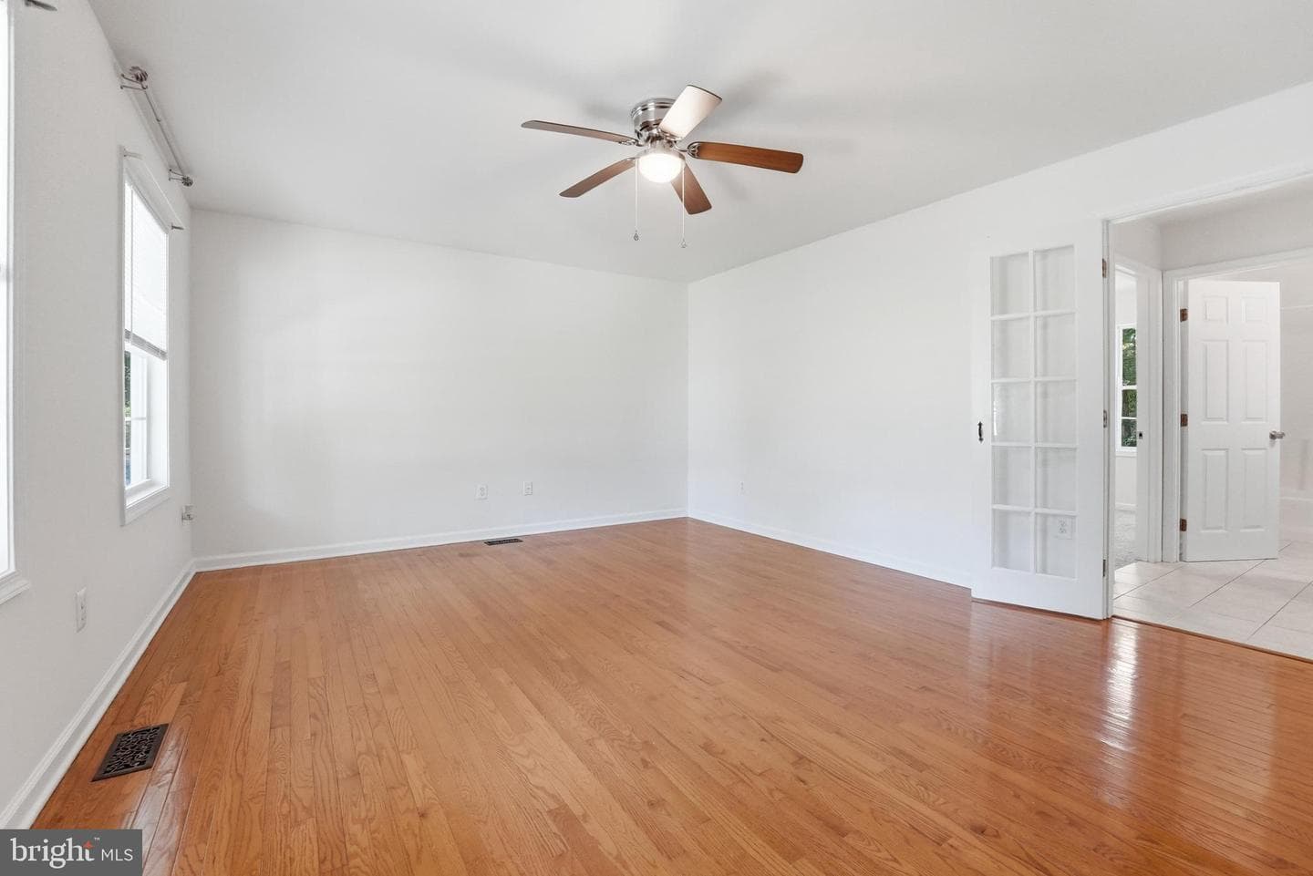 102 Wakefield Drive photo 5