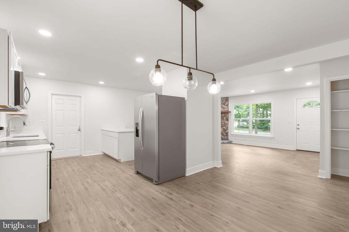 1105 Lakeview Parkway photo 16