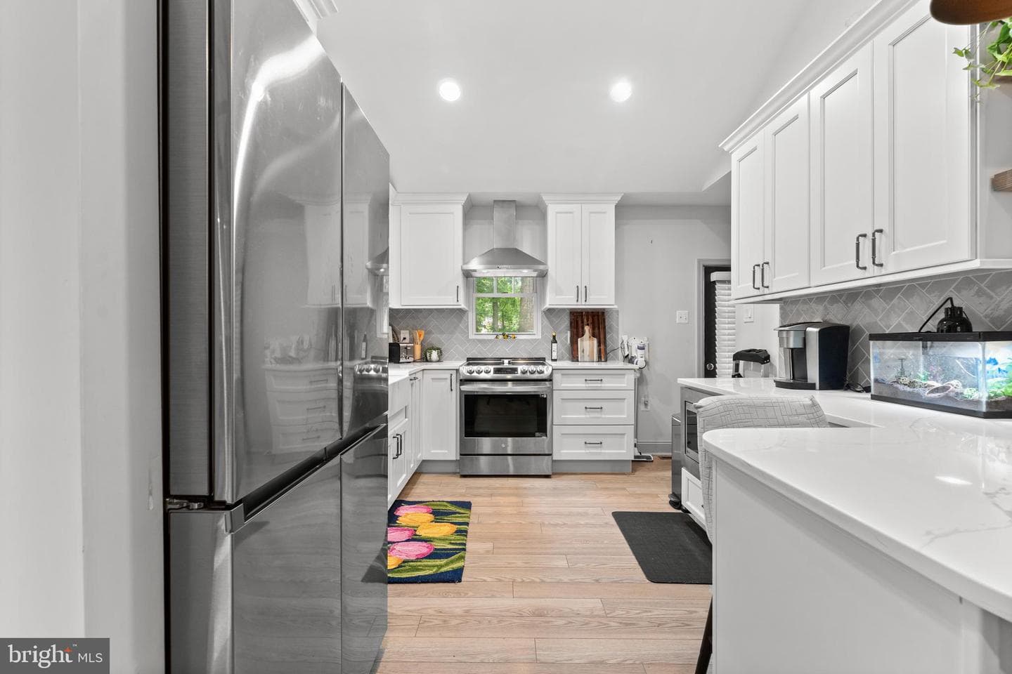 105 Tall Pines Avenue photo 8
