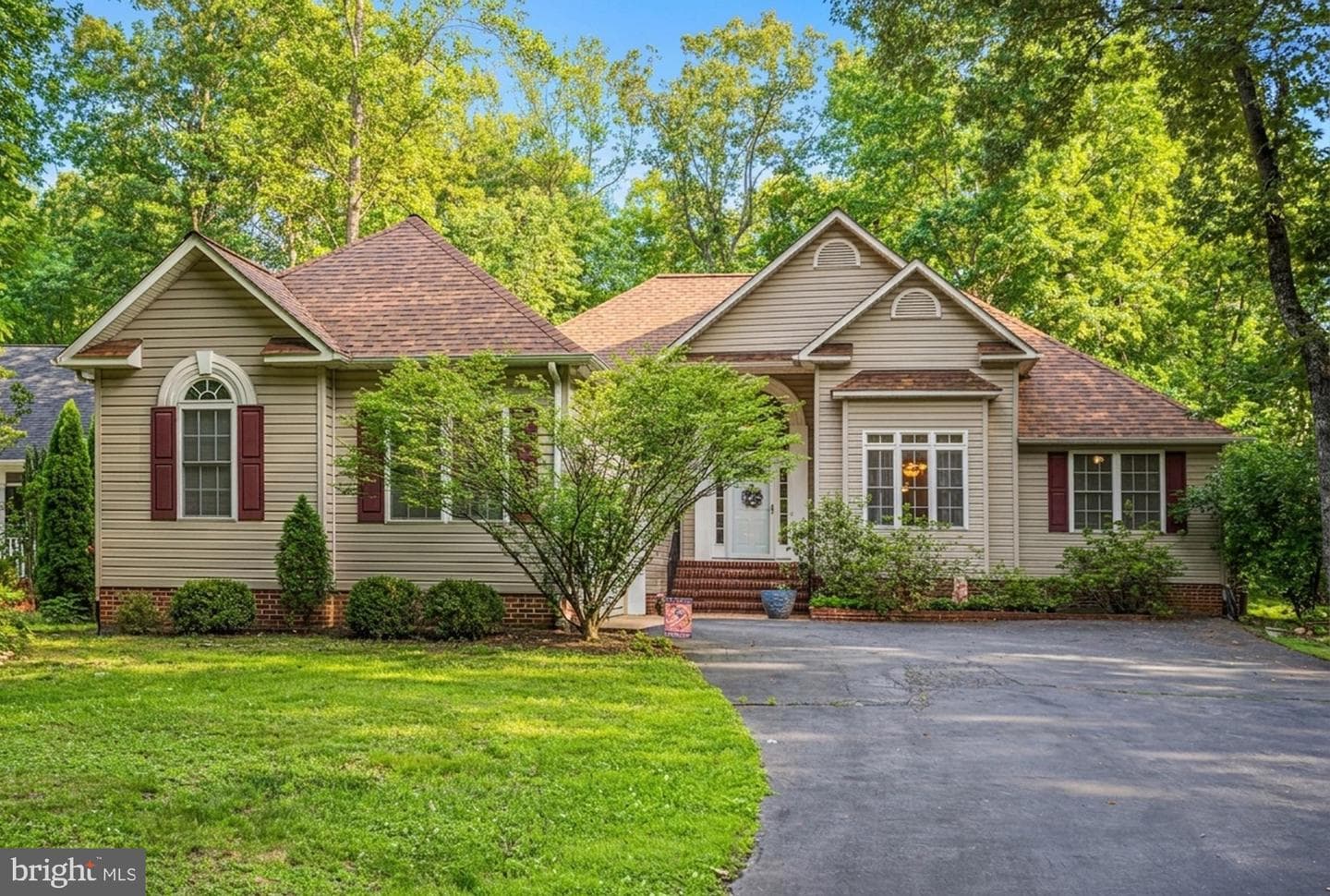 103 Cedar Ct, Locust Grove