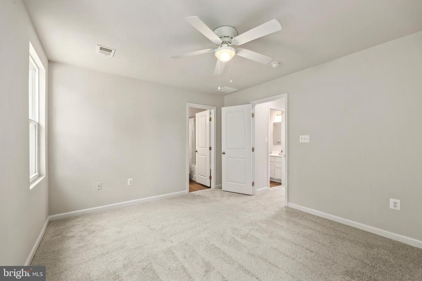 2876 Farzi Circle photo 22